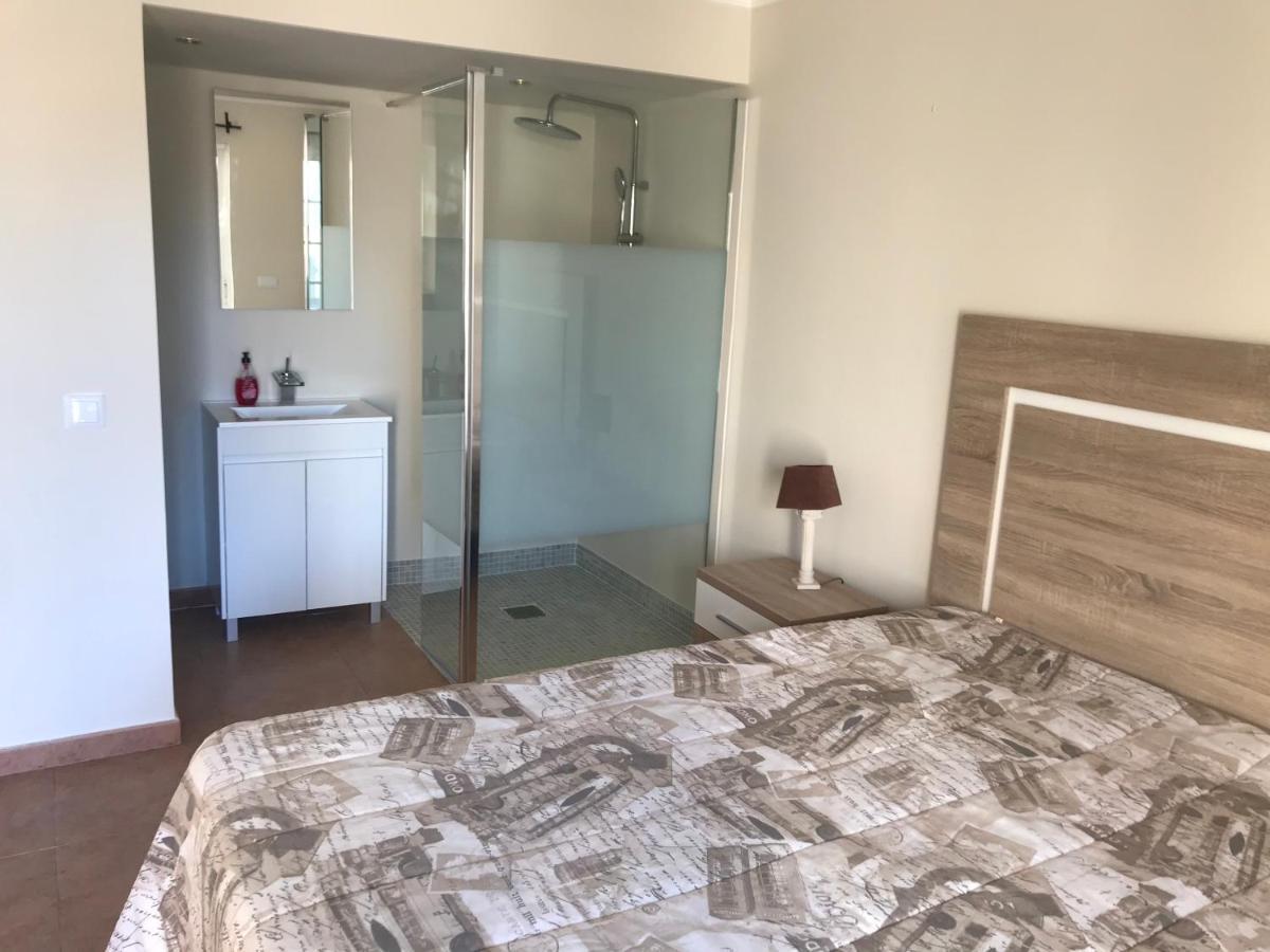 Figuras Villa Faro Bagian luar foto